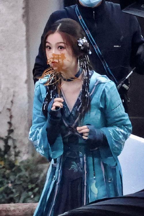 一起草吃瓜黑料影视,揭秘娱乐圈黑料风波