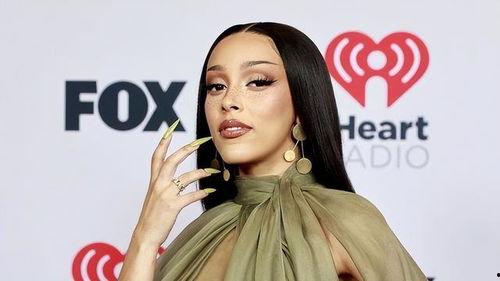 明星网红黄水晶,闪耀娱乐圈的璀璨星辉