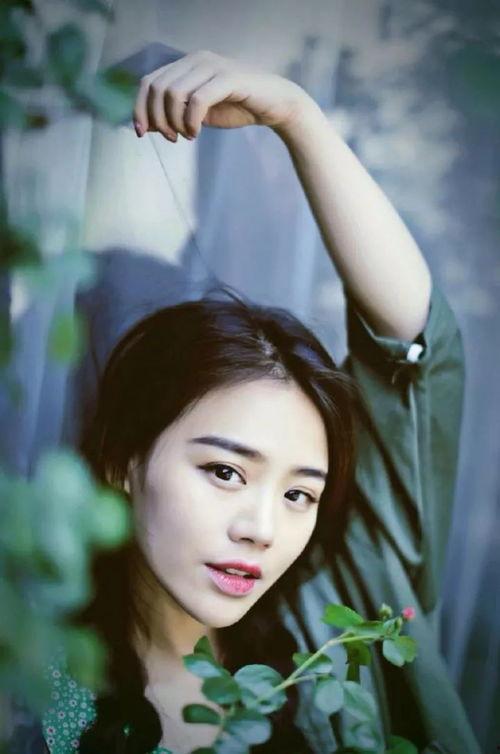 明星网红介绍饮料怎么写,网红明星带你领略时尚饮品魅力