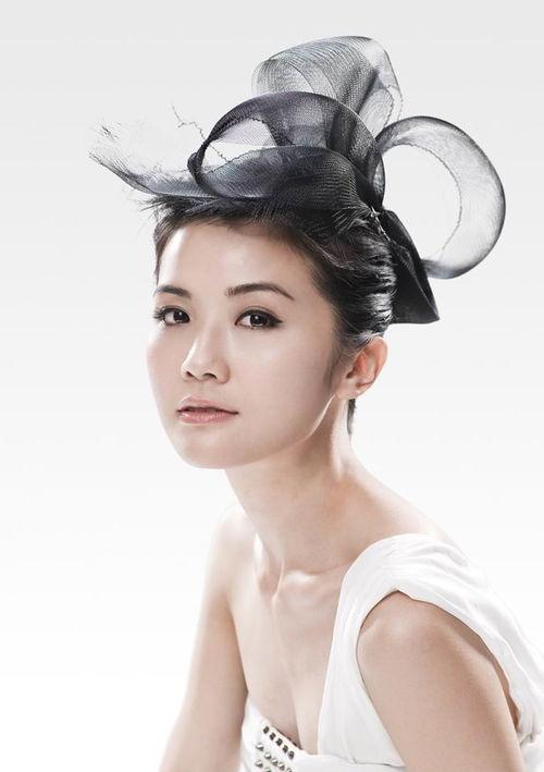 明星网红照片图文,明星照片背后的时尚解读