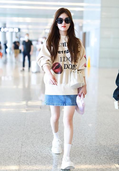 明星网红气质差距,明星与网红的个性魅力对决